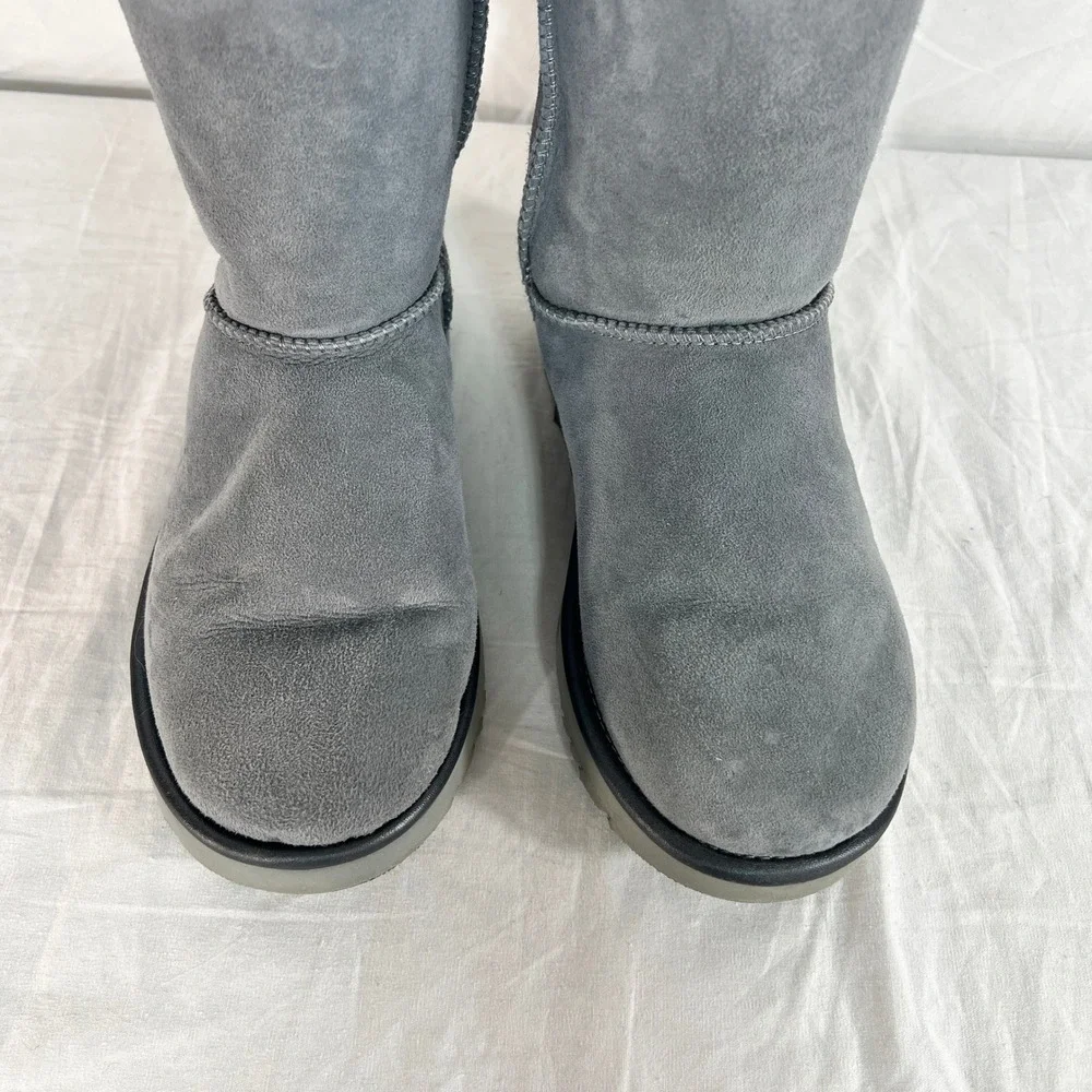 UGG Short Bailey Bow II Boots‎ Grey Gray Suede Sheepskin Lined Women 7